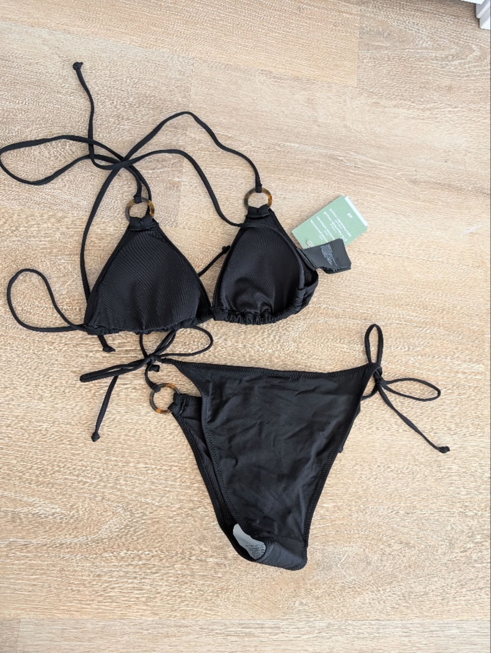 *NWT* H&M Black Triangle Bikini Set - Small Top & Bottom - Picture 4 of 4